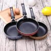 1x Mini Frying Pan with 14cm Non-Stick Surface for Eggs & Pancakes product shot displaying key design features and visual details for e-commerce cataloging.